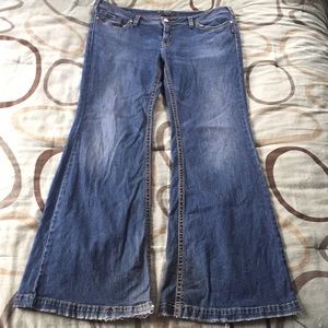Silver Jeans Co Flared Jeans size 33